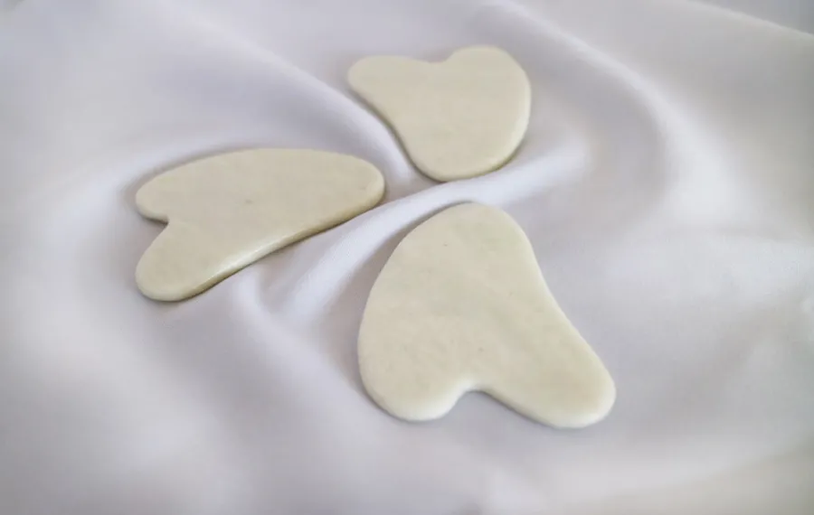 Масажен камък Гуа ша Gua Sha Бял нефрит