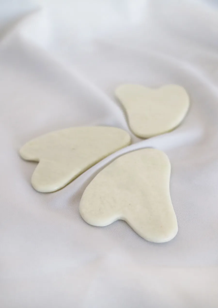 Масажен камък Гуа ша Gua Sha Бял нефрит
