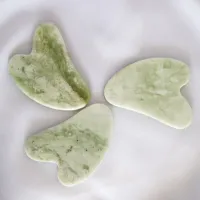 Масажен камък Гуа ша Gua Sha - Млечно зелен нефрит