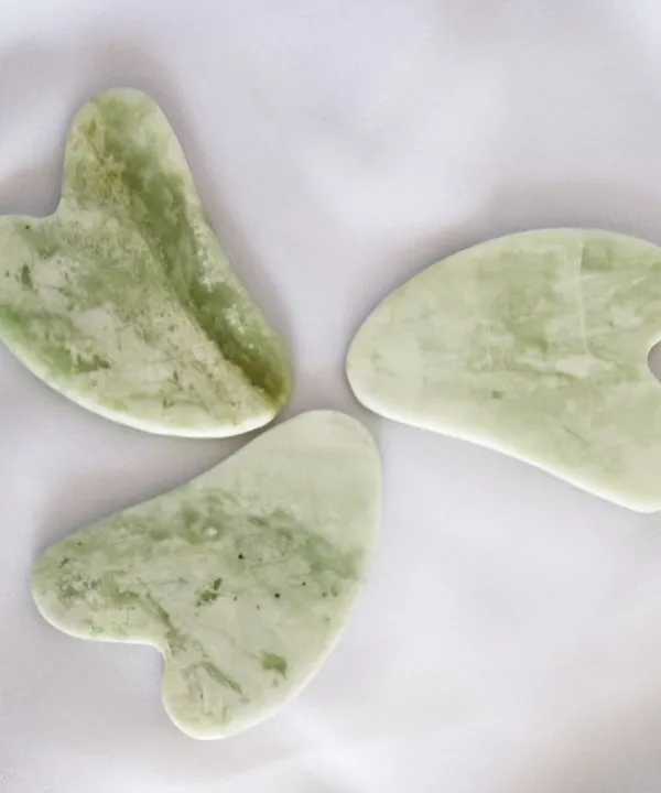 Масажен камък Гуа ша Gua Sha - Млечно зелен нефрит