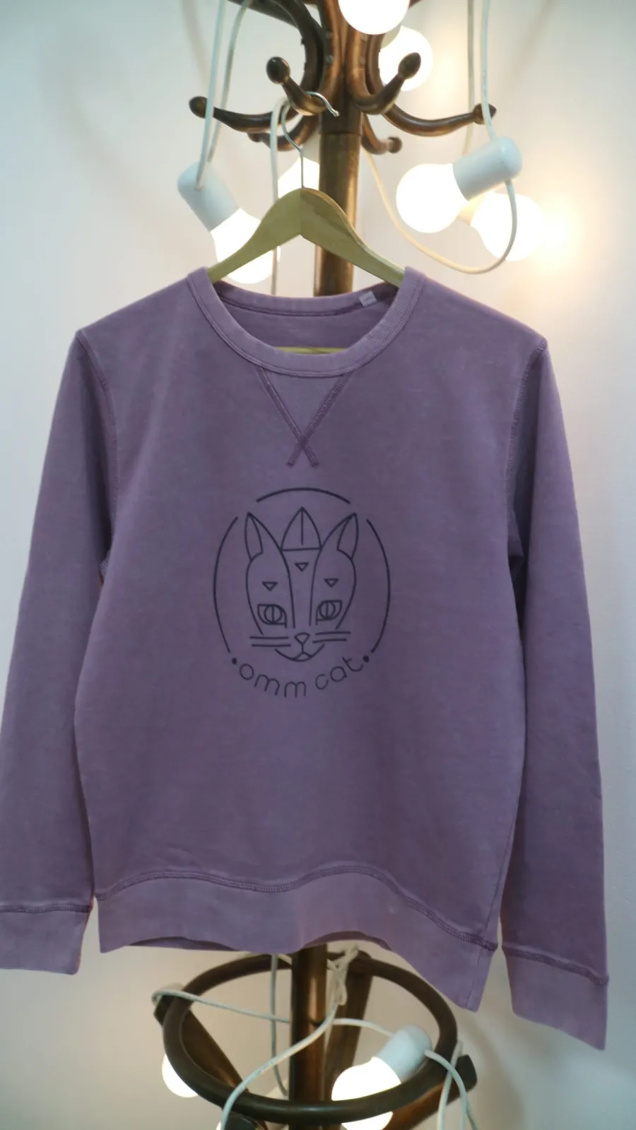 Суитчер Omm cat New collection 2022-винтидж лилаво